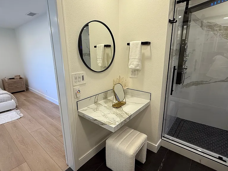 3439 Highwood Ct #130 — Photo 46