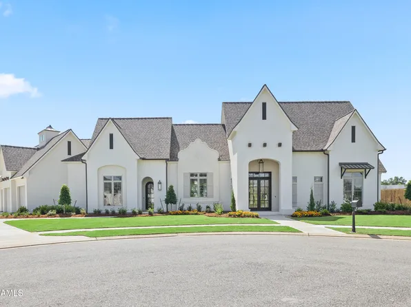 205 Rue De La Rochelle, Broussard, LA 70518