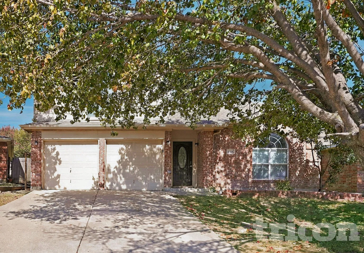 10216 Scurry Ct Fort Worth TX — Photo 1