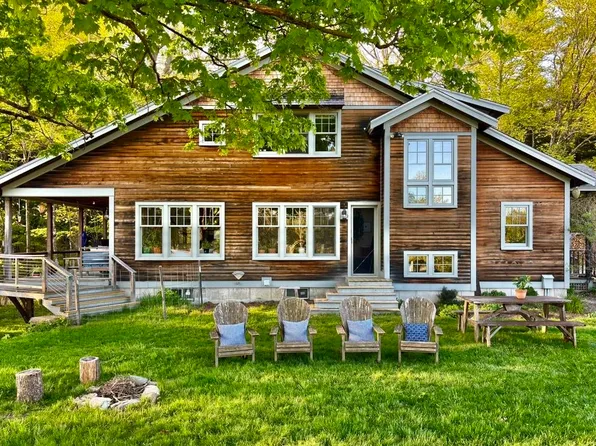 135 Fred Houghton Road, Putney, VT 05346