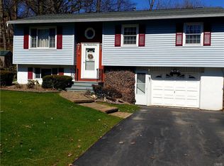 107 Hawthorne Way, Chittenango, NY 13037