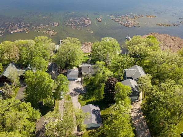 605 Beachwood Rd, South Haven, MN 55382
