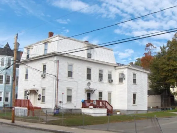 13 Nichols St, Haverhill, MA 01830
