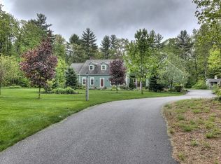 58 Riverdale Rd, New Boston, NH 03070