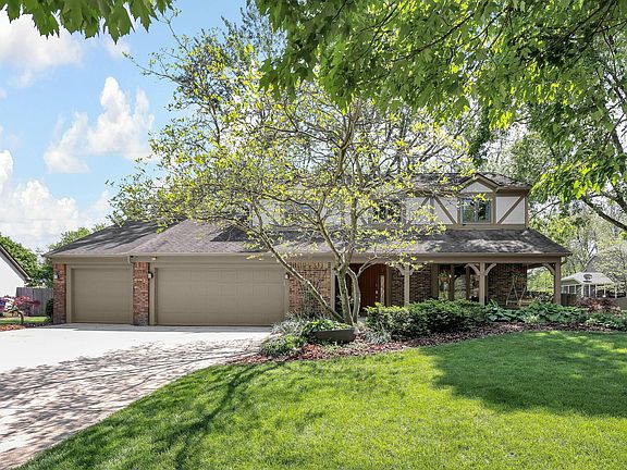 5th image of 2411 Sovron Ct