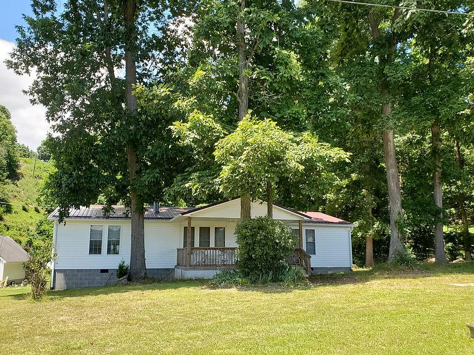 1st image of 22653 Remington Dr