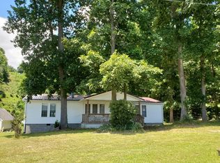 22653 Remington Dr, Abingdon, VA 24211