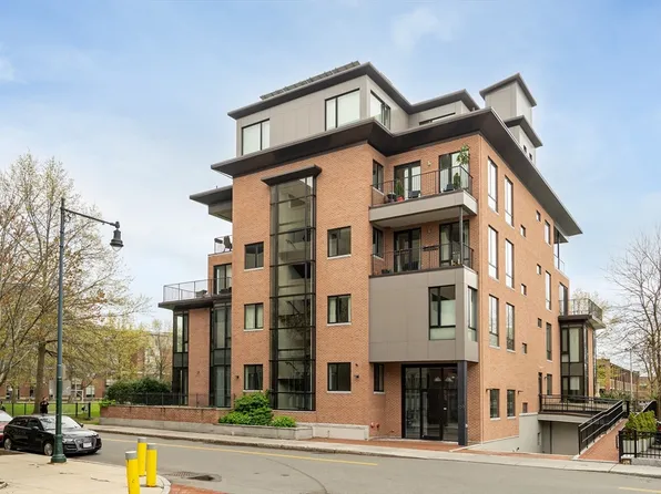 100 Pacific St #7, Cambridge, MA 02139