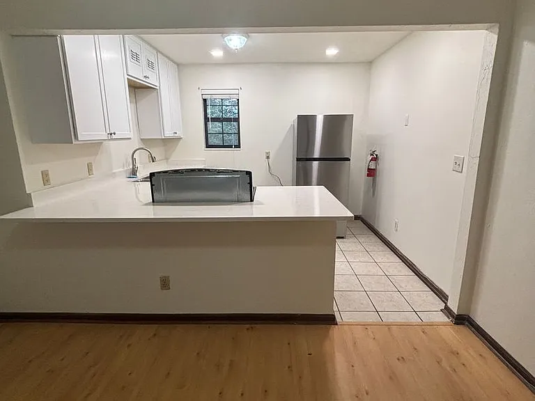 1230 Alachua Ave — Photo 2