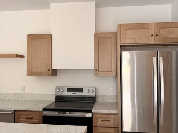 8759 Corbin Ave, Northridge, CA 91324