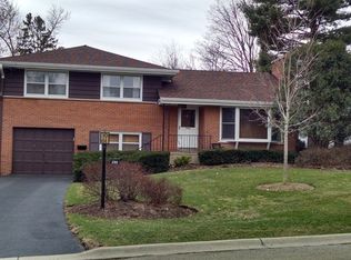 233 Sturtz St, Barrington, IL