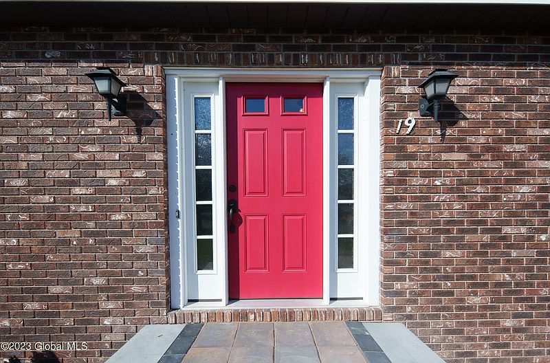 3rd image of 19 Wellesley Court