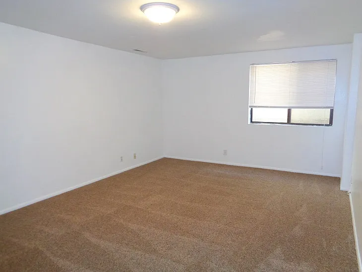 R524 - 1152 N 1400 W #5A — Photo 2