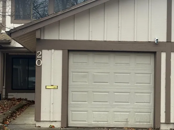 20 Trailridge Ln, Springfield, IL 62704