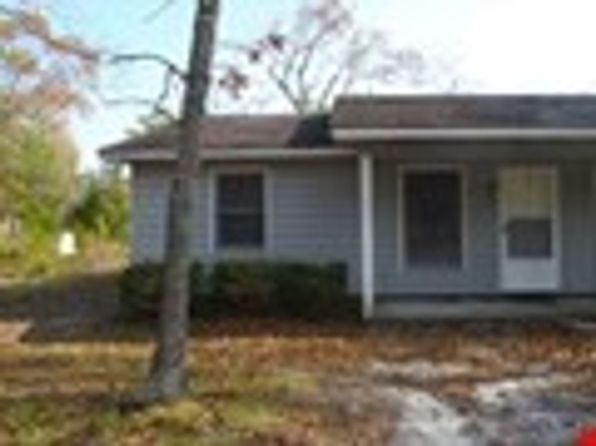104 Hickory Hills Ct