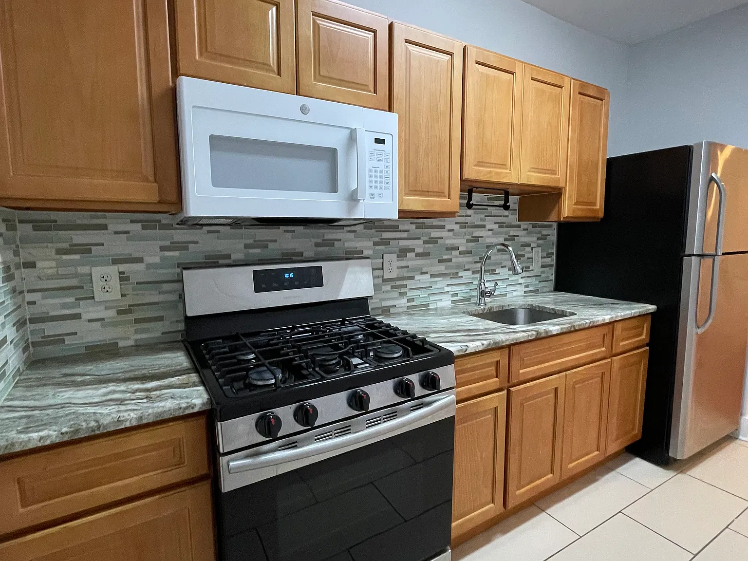 2 bed, $1,450 — Photo 2