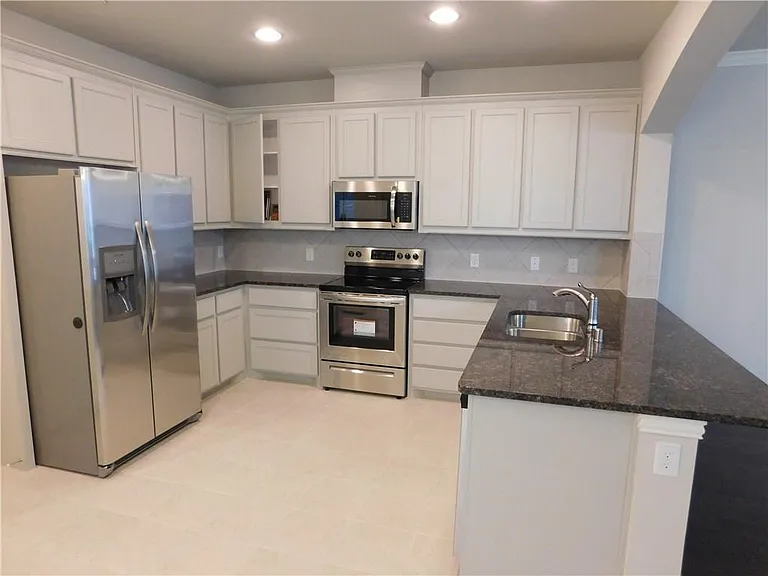 2555 Adam Ln — Photo 16