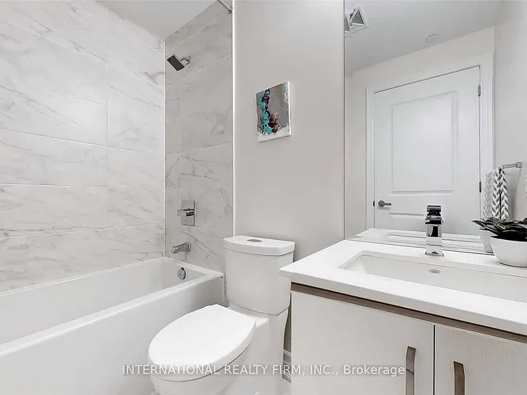 9085 Jane St #516 — Photo 27