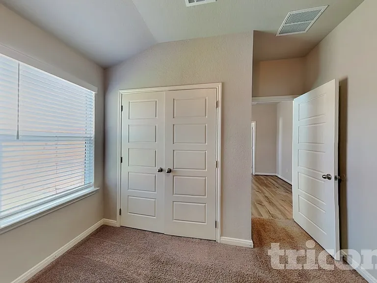 5602 Luna Pass — Photo 9