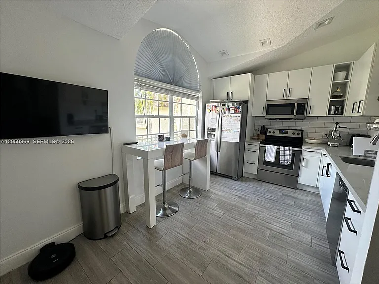 10807 NW 8th St #7U6 — Photo 11
