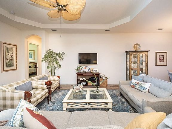 5th image of 8187 Gabanna Dr