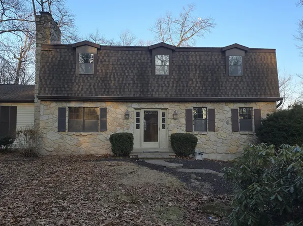 176 Primrose Dr, Hershey, PA 17033