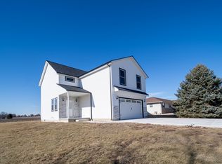 510 N Jones Ave, Amboy, IL 61310