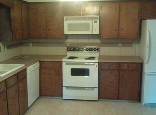 4519 Kelby Rd, Omaha, NE 68152