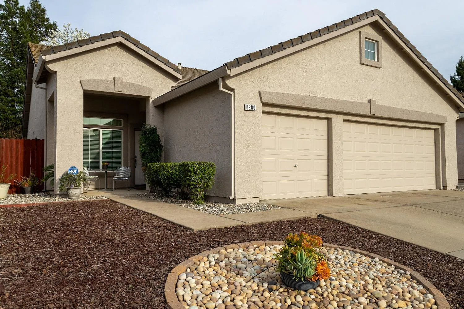 8280 Primoak Way photo 1