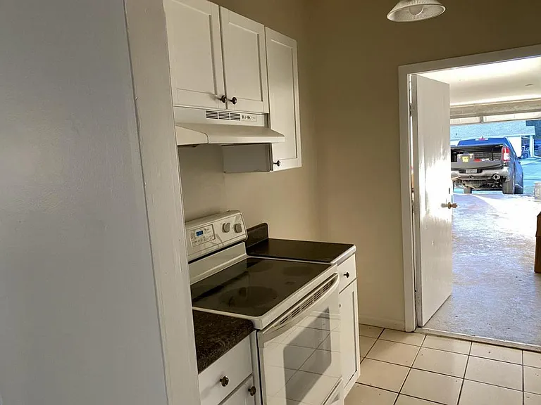 25 N Sheltering Oaks Dr #34 — Photo 6