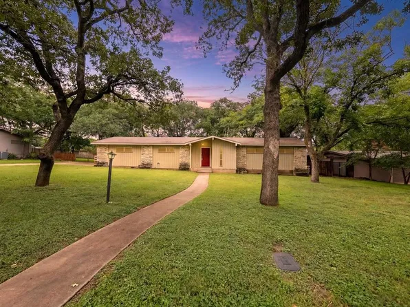 122 Ridgewood Dr, Fredericksburg, TX 78624