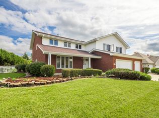 8607 Glenshire St, Tinley Park, IL 60487