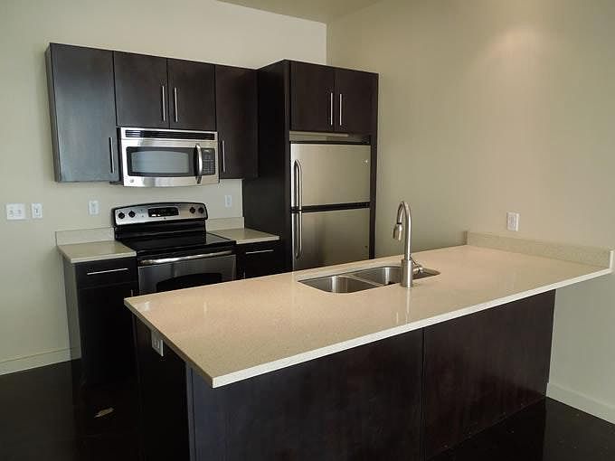 1st image of 220 S Warren St APT 409