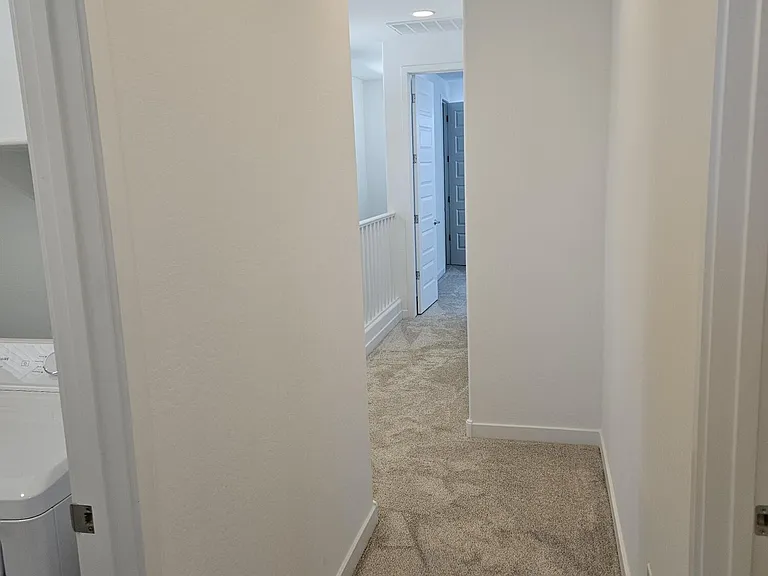 3353 S Primrose Ave — Photo 28