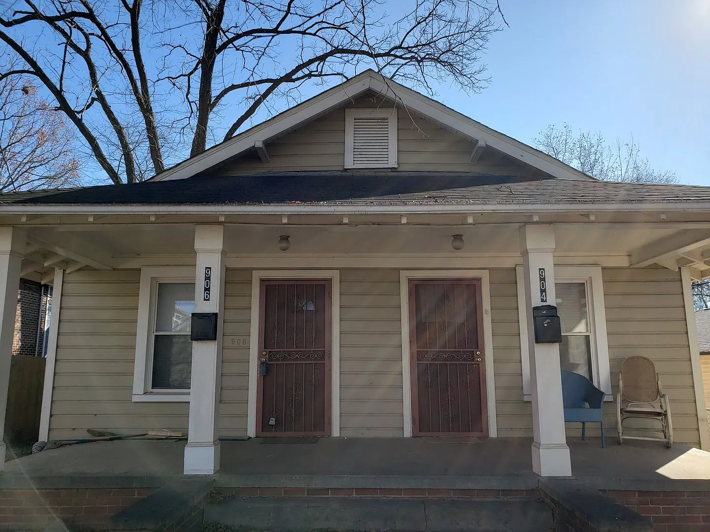 A0A69-904-906 Harrill Street — Photo 3