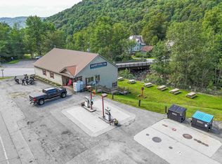 6828 Main St, Readsboro, VT 05350