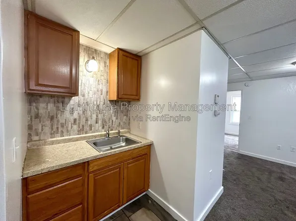 17 52nd St SE #1, Grand Rapids, MI 49548