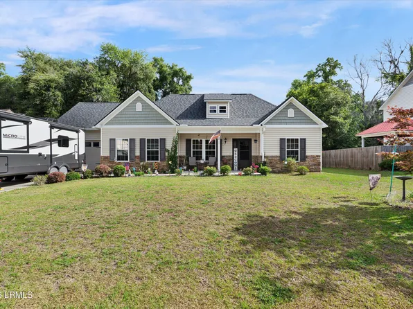 7 Kaminsky Ln, Beaufort, SC 29906