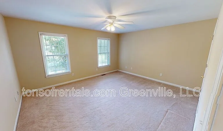 863 McAbee Rd — Photo 7