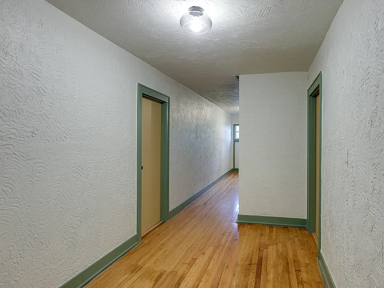 420 NW 26th St #2 — Photo 12