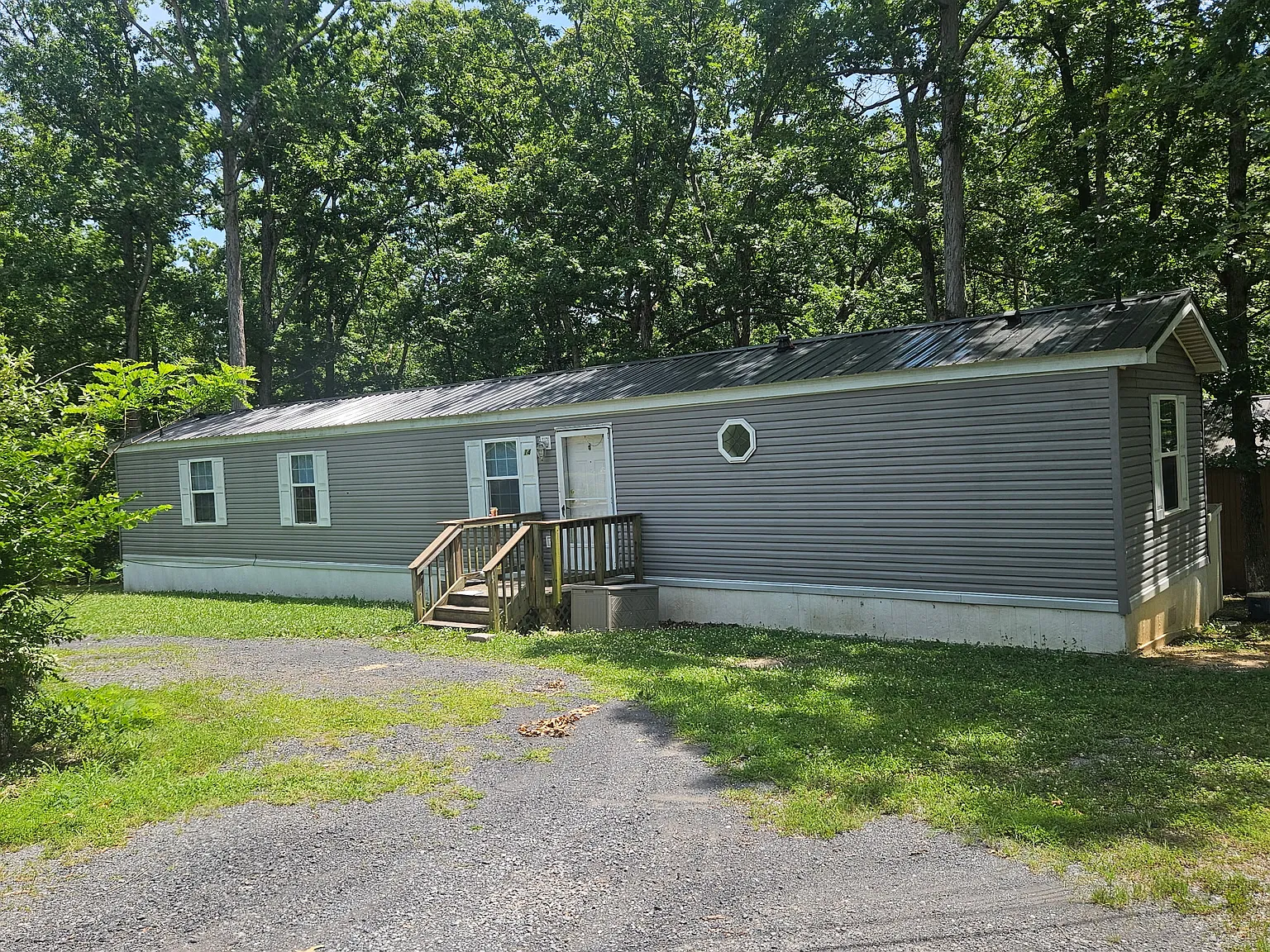 3 bed, $1,450 — Photo 2