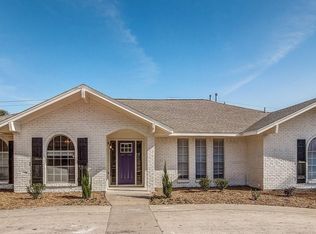 12608 Planters Glen Dr, Dallas, TX 75244