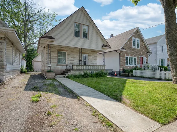 48 Empire St, Welland, ON L3B 2L4