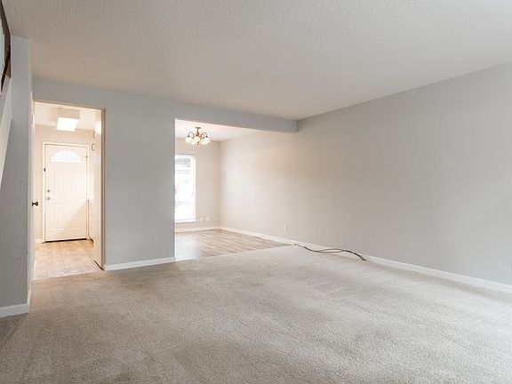 3rd image of 2001 Olivera Rd APT B