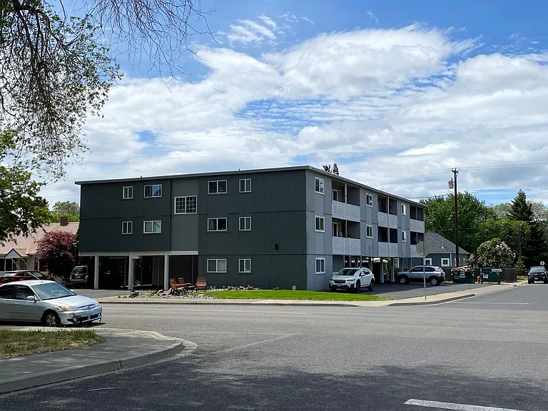 301 S Pine St #306 — Photo 5