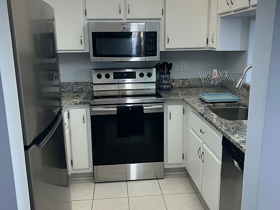 3rd image of 1845 Cobia Dr