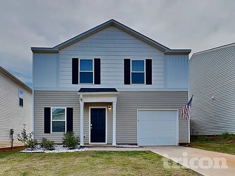 542 Springtime Ln — Photo 2