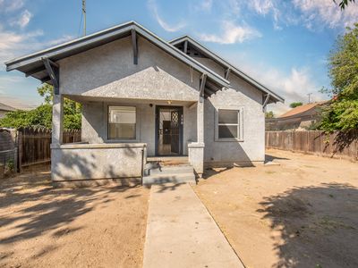 208 N 5th Street, Fowler, CA, 93625