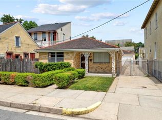 727 Touro St, New Orleans, LA 70116
