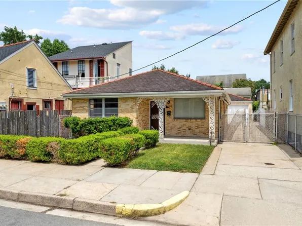 727 Touro St, New Orleans, LA 70116